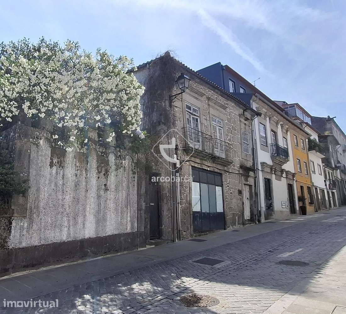 Prédio Zona histórica para reabilitação - Ponte de Lima - Grande imagem: 5/18