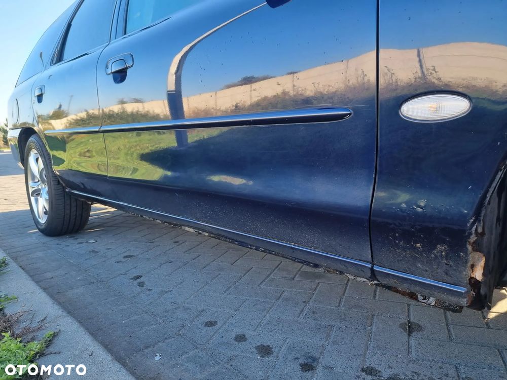 Ford Mondeo 2.0 Ghia - 5