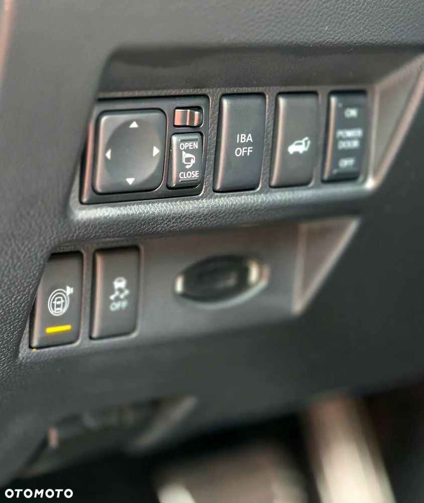 Infiniti QX70 3.0d AWD Design - 20