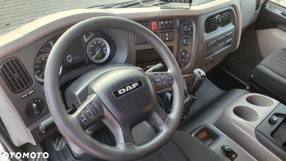 DAF LF 16.230 / chłodnia/izoterma/kontener/ agregat spalinowy SUPRA 550  / mały przebieg JAK NOWY / POLSKI SALON - 36