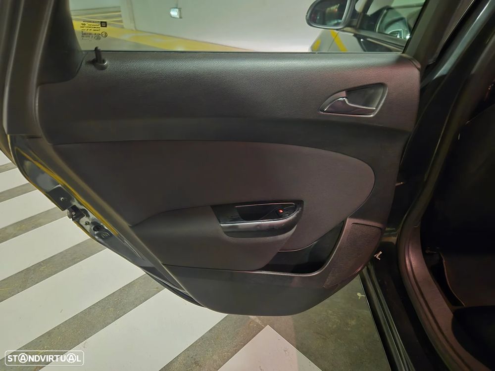 Opel Astra Sports Tourer 1.3 CDTi Enjoy S/S - 25