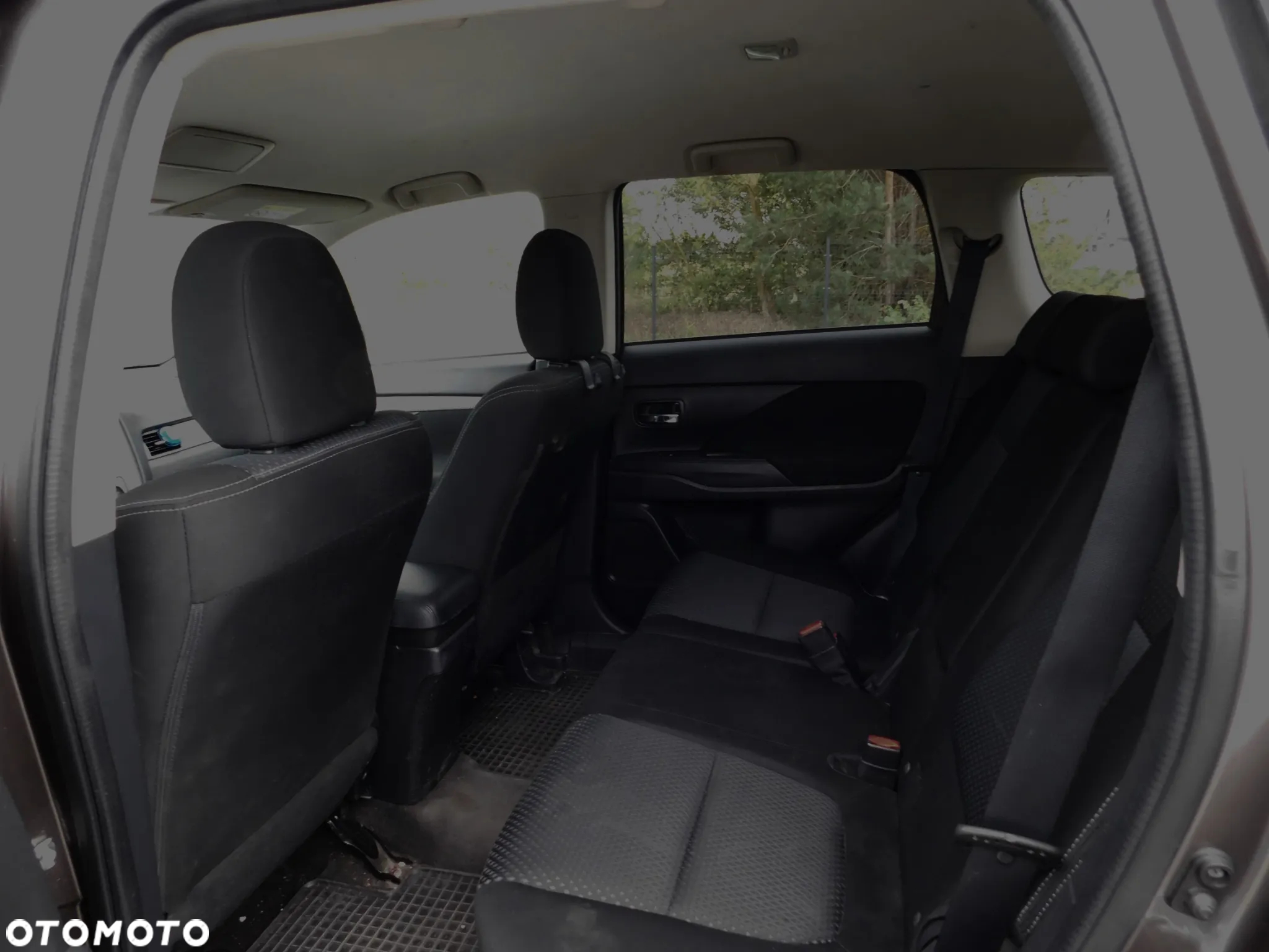 Mitsubishi Outlander 2.0 Instyle + 4WD CVT - 4