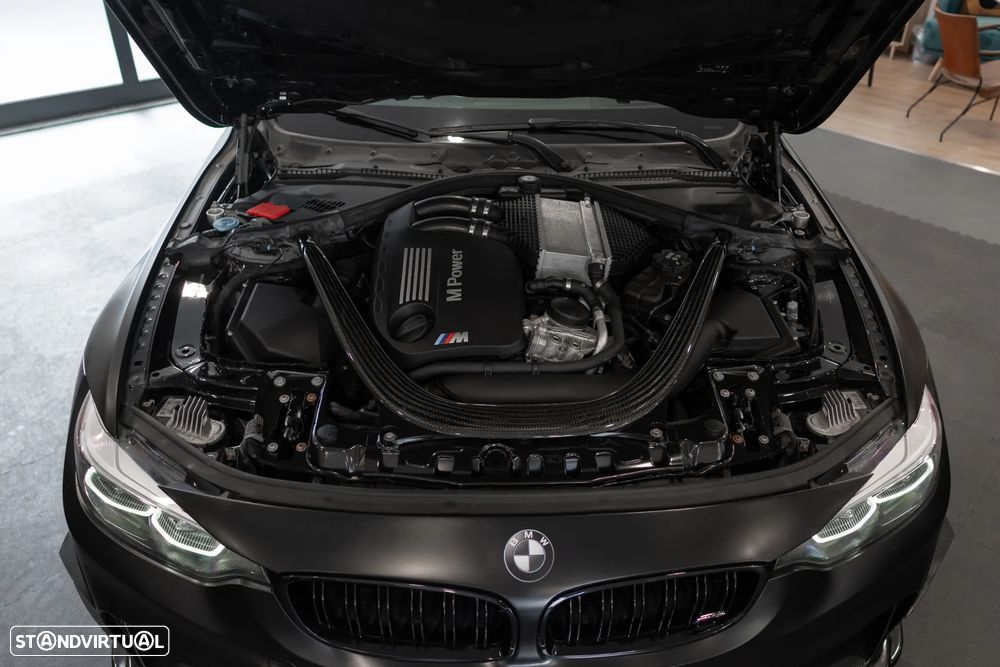 BMW M4 DKG Competition - 11
