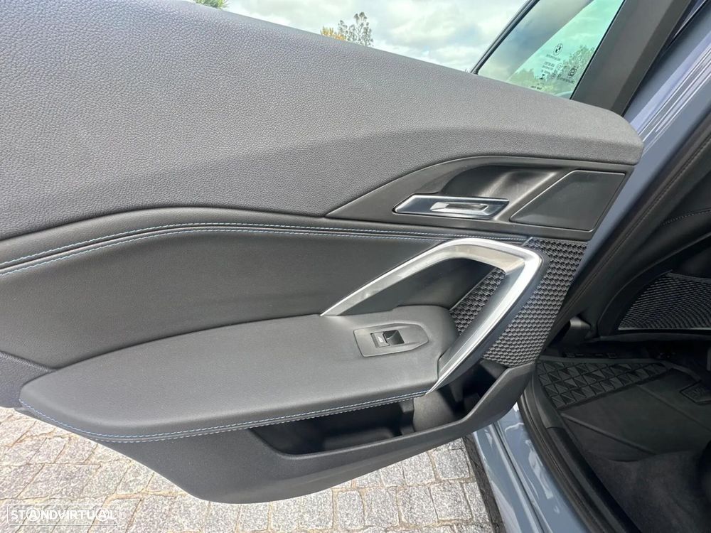 BMW X1 xDrive25e - 27