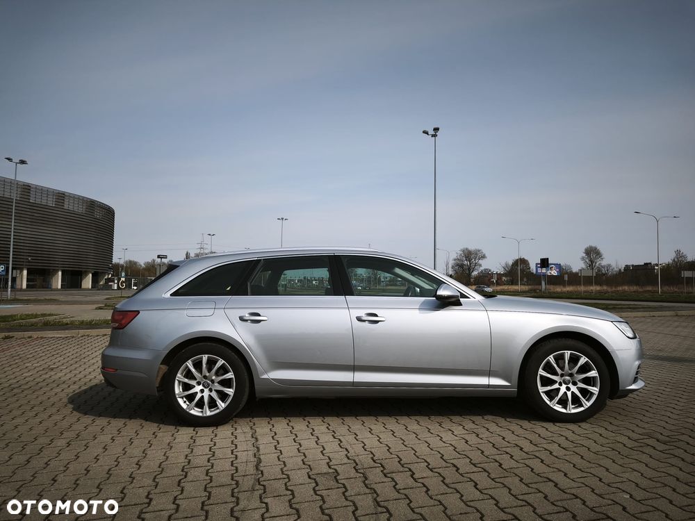 Audi A4 Avant 1.4 TFSI S tronic sport - 28