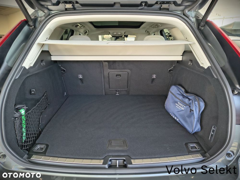 Volvo XC 60 - 32