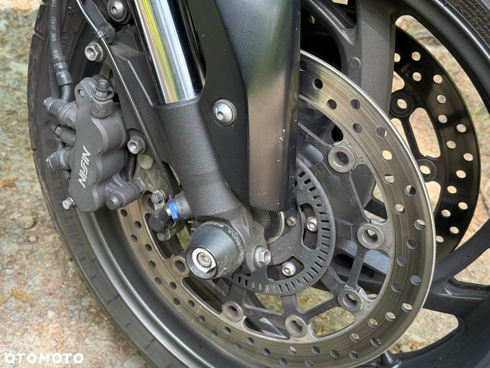 Honda CB - 22