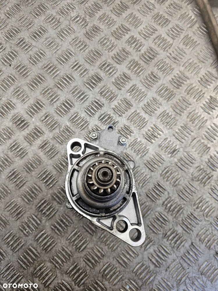 audi a3 8p 1.6 tdi rozrusznik 02z911024b - 5