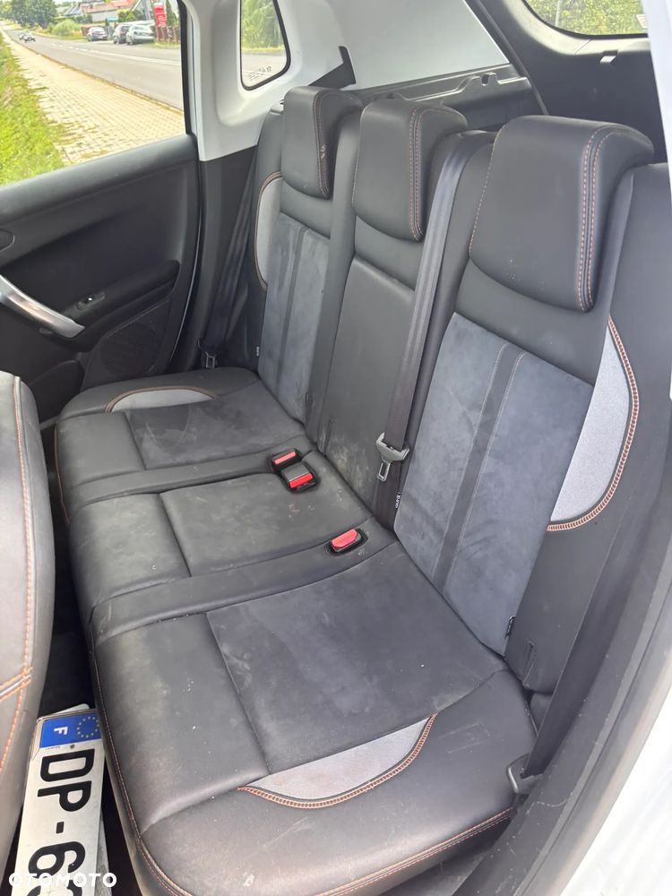 Peugeot 2008 - 10