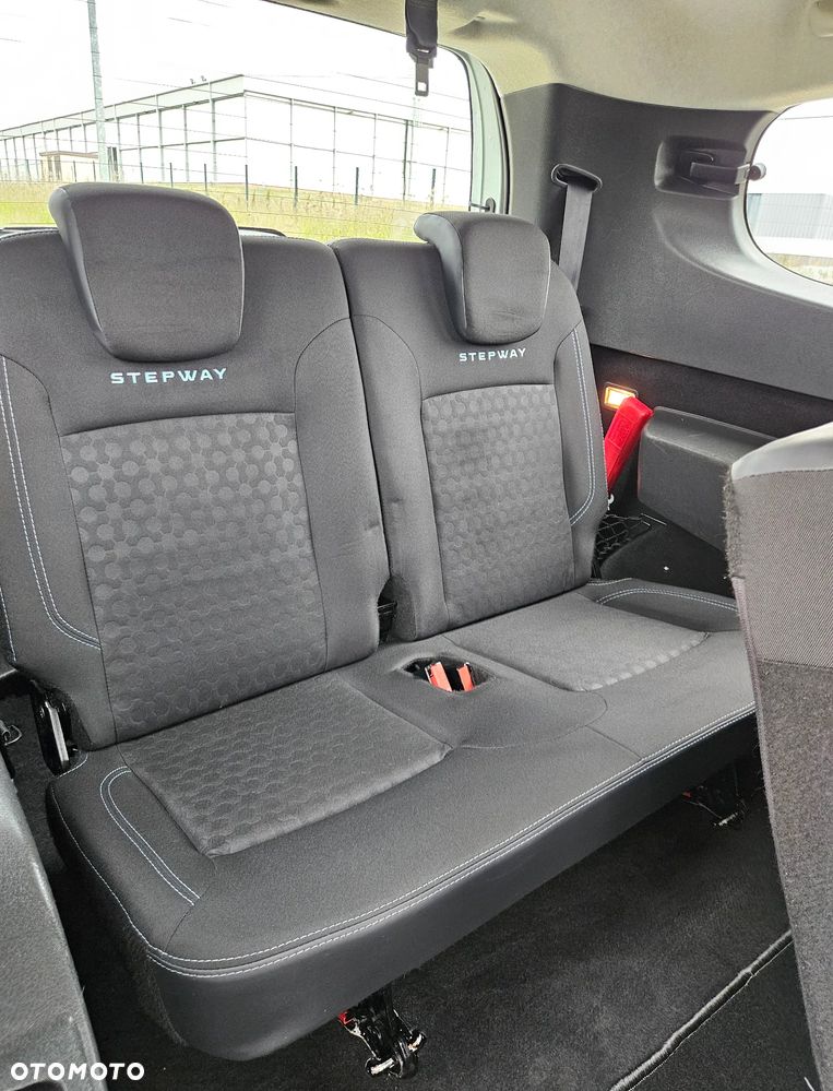 Dacia Lodgy dCi 110 Stepway - 18