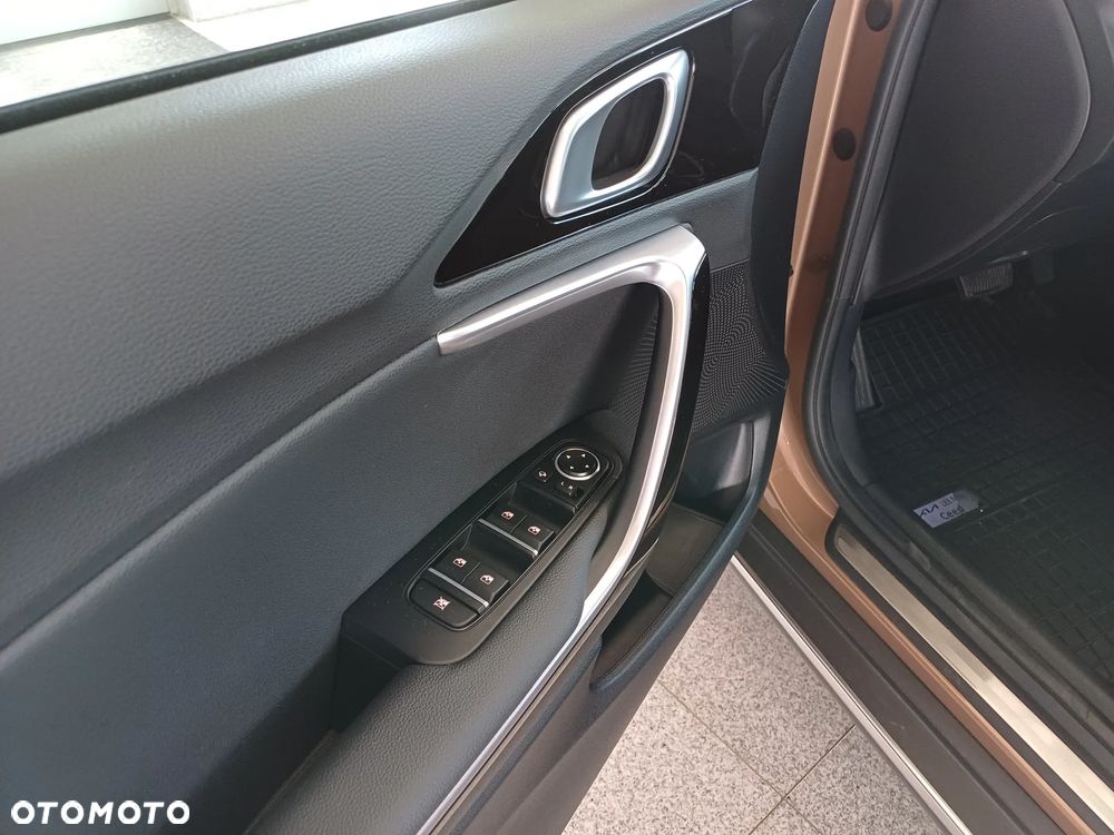 Kia XCeed 1.5 T-GDI L DCT - 14