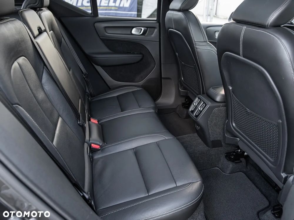 Volvo XC 40 D3 SCR Inscription - 36