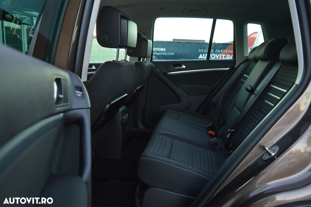Volkswagen Tiguan 2.0 TDI DPF 4Motion BlueMotion Technology DSG Cup Sport & Style - 28
