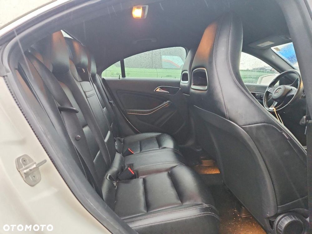 Mercedes-Benz CLA - 8