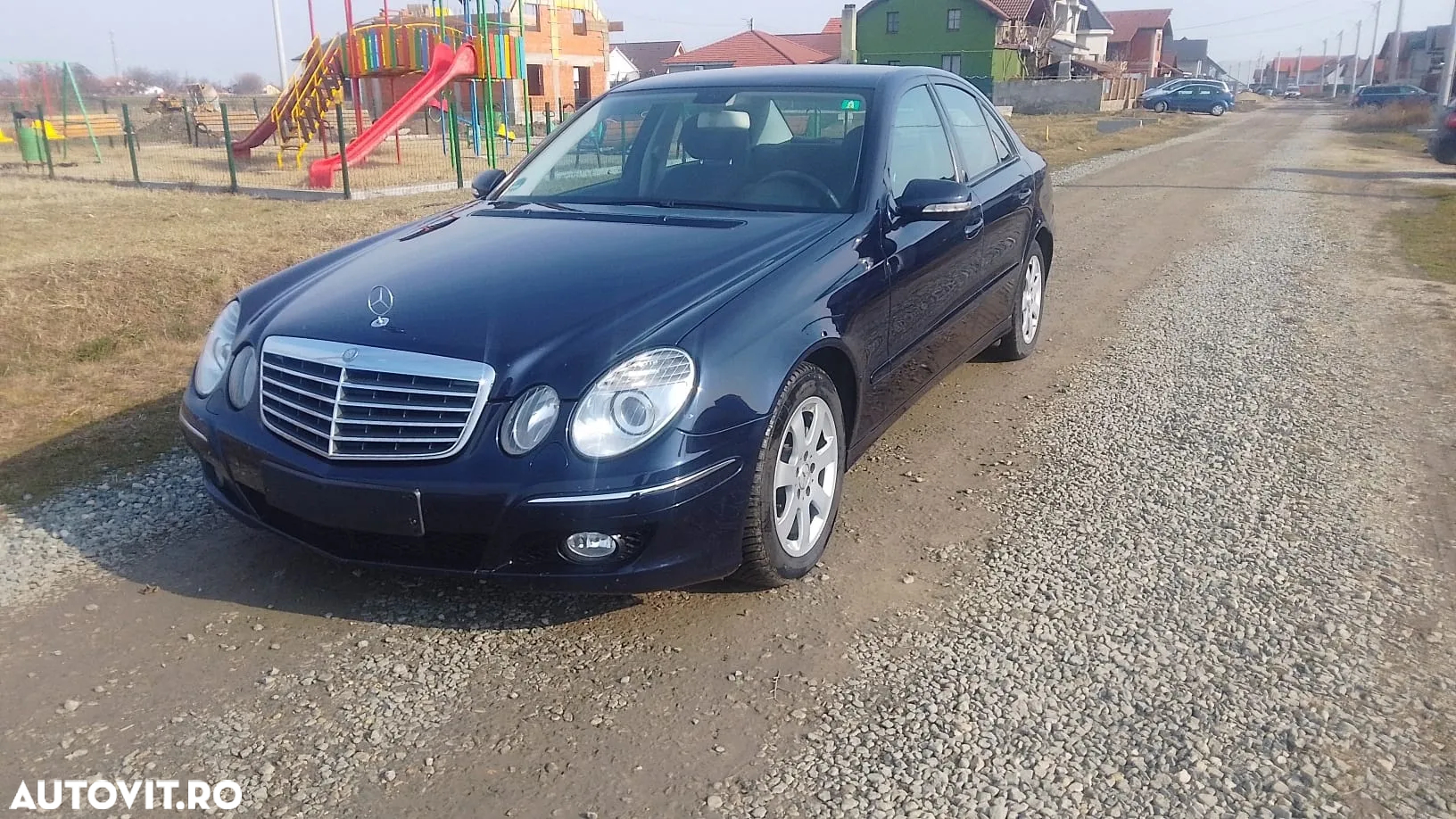 Mercedes-Benz E 220 BlueTEC BlueEFFICIENCY Edition Elegance - 5