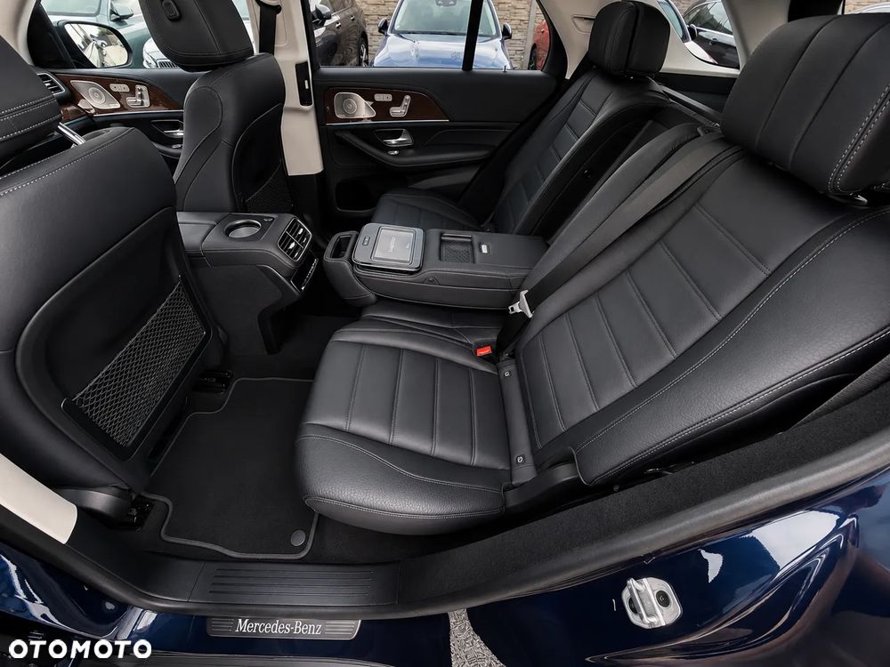 Mercedes-Benz GLE - 28