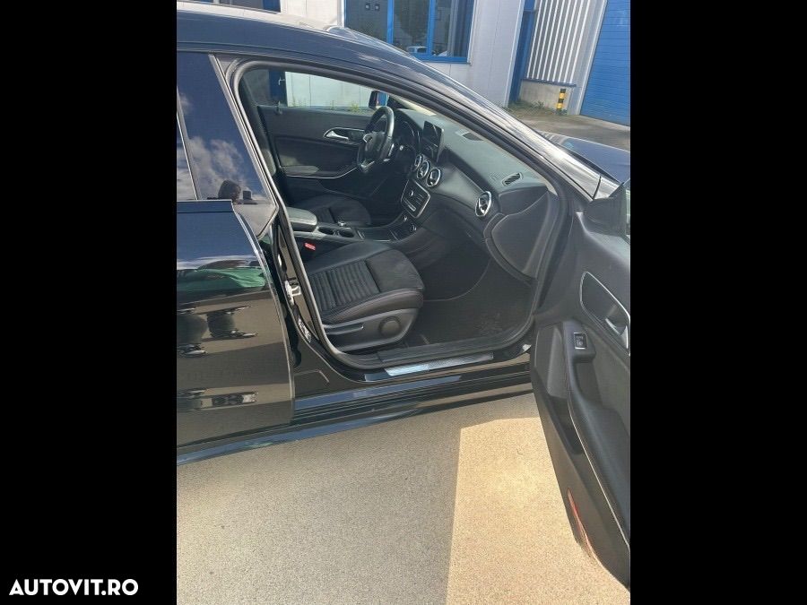 Mercedes-Benz CLA Shooting Brake 200 d 7G-DCT AMG Line - 10