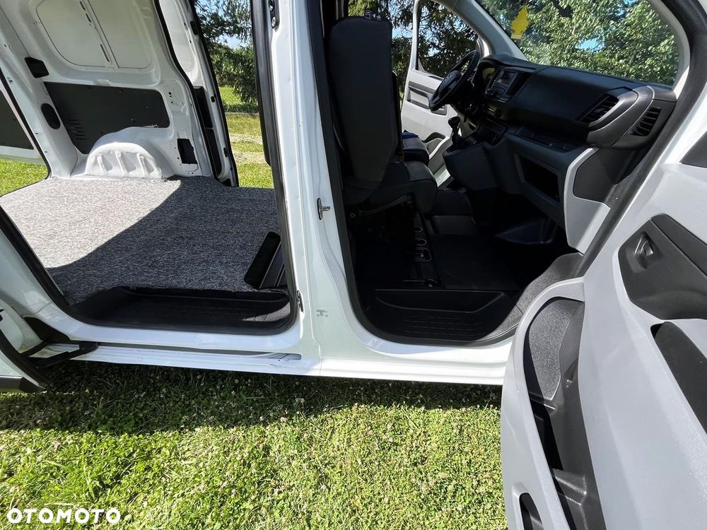 Opel VIVARO - 11