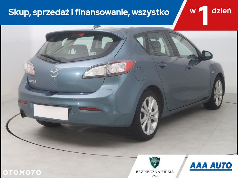 Mazda 3 - 6