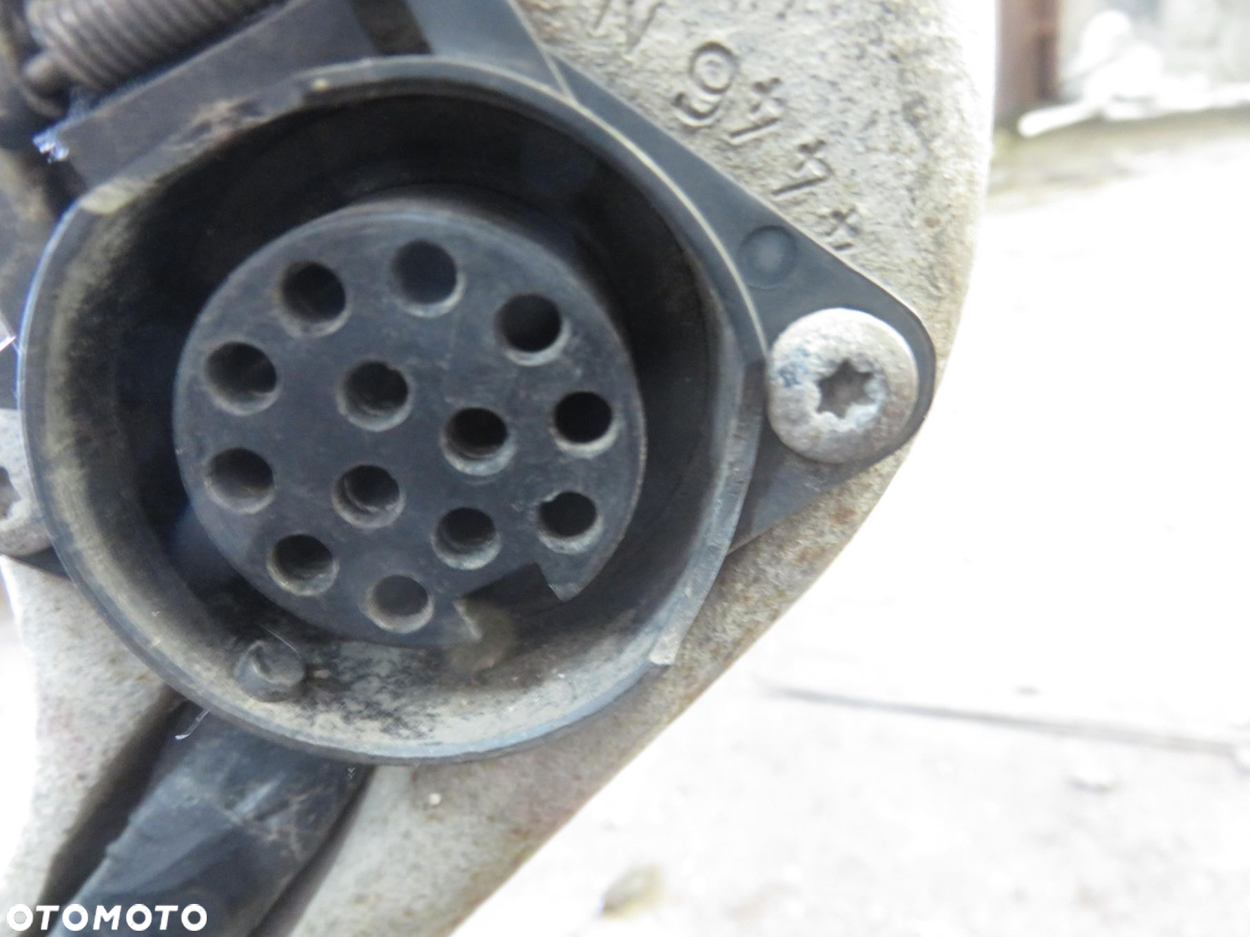 HAK OPEL VECTRA C KOMBI 13103930 13173639 A50X - 2