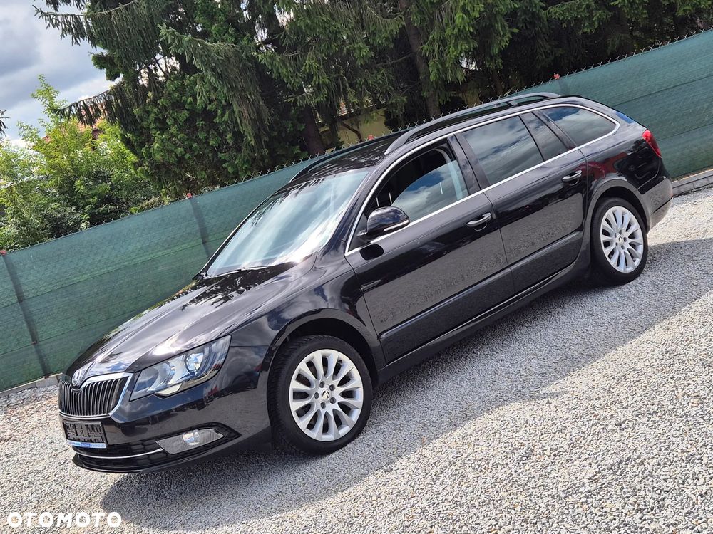 Skoda Superb 2.0 TDI DSG Elegance - 8