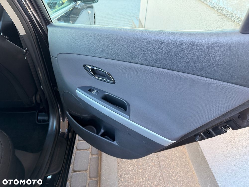 Kia Ceed 1.4 CVVT Attract - 25