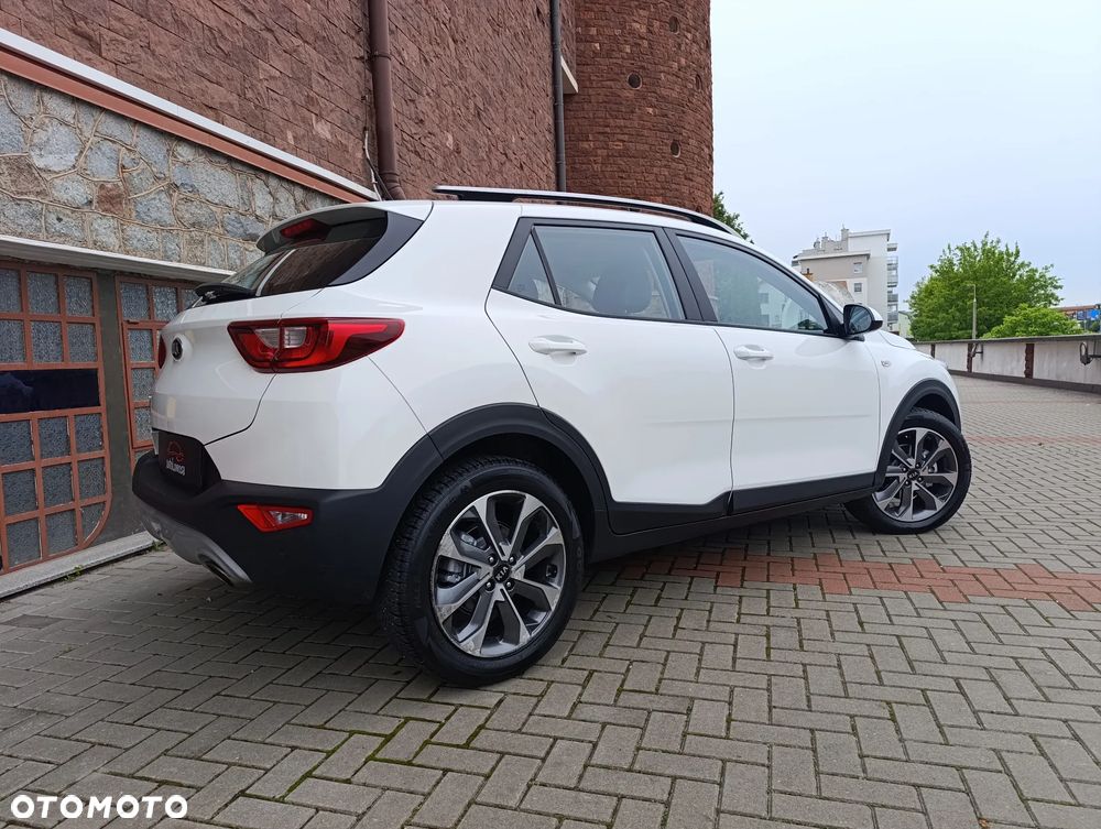 Kia Stonic 1.4 L - 15