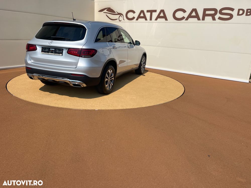 Mercedes-Benz GLC 300 d 4MATIC 9G-TRONIC - 14