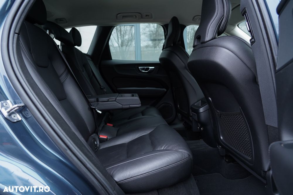 Volvo XC 60 B5 D AWD Geartronic Inscription - 22