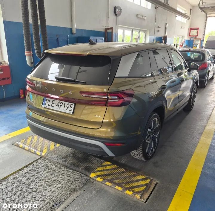 Skoda Kodiaq 2.0 TSI 4x4 Selection DSG - 2
