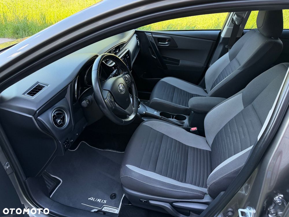 Toyota Auris - 23