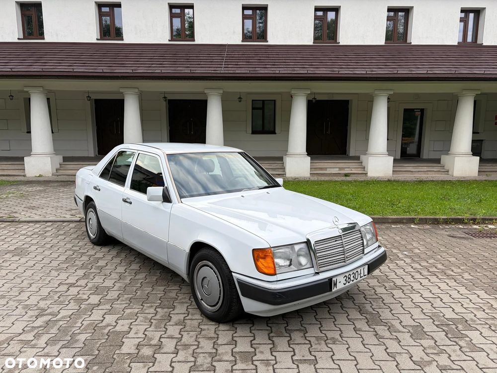 Mercedes-Benz W124 (1984-1993) - 1