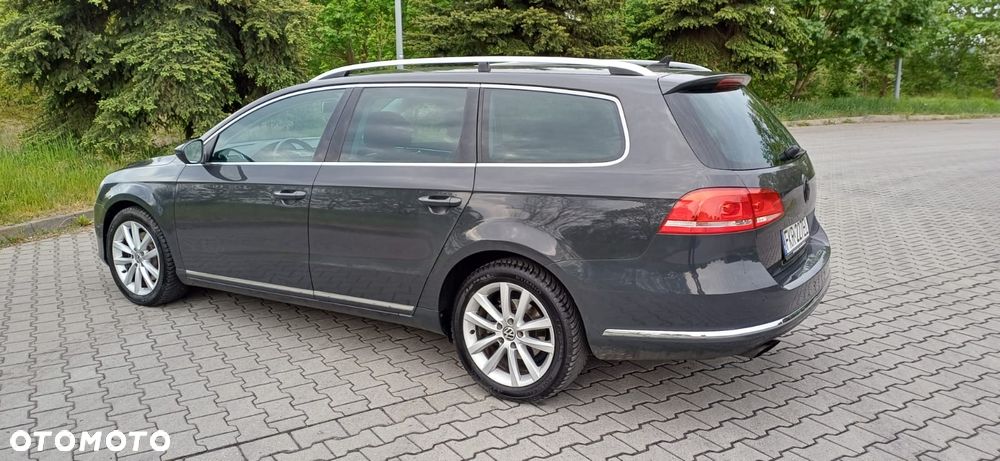Volkswagen Passat - 8