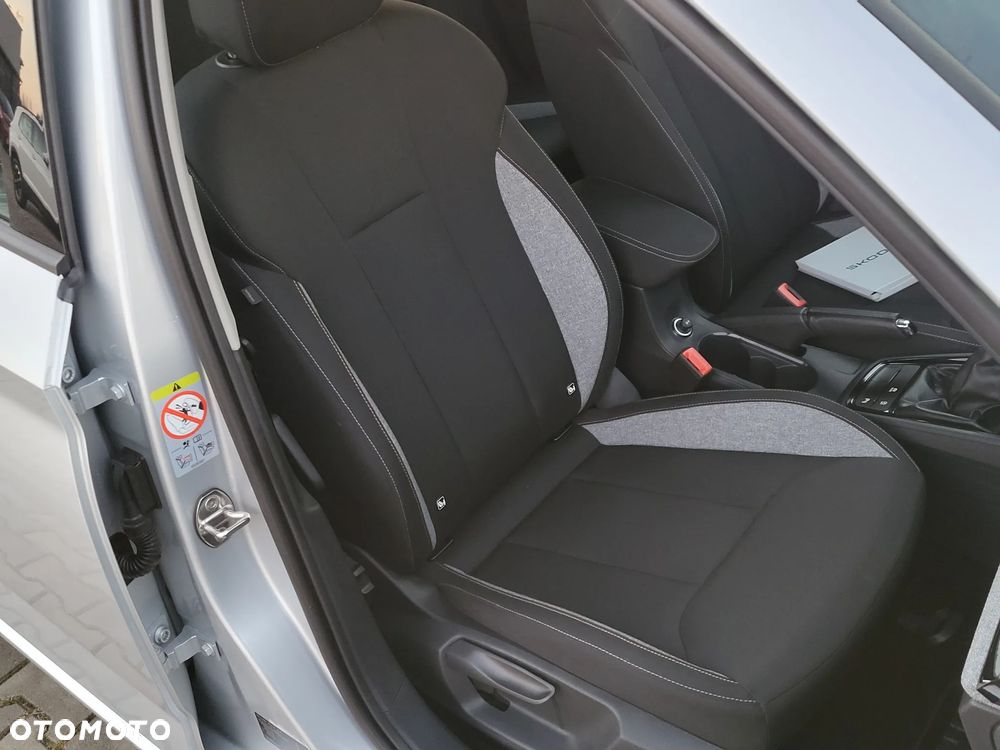 Skoda Scala 1.0 TSI Selection DSG - 11