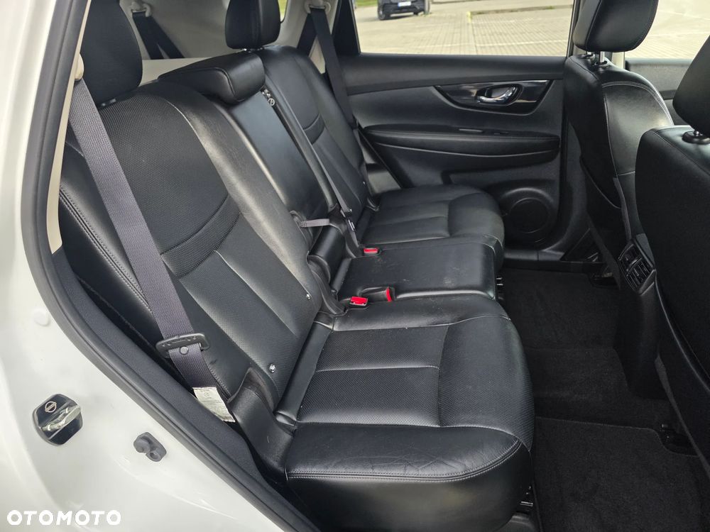 Nissan X-Trail 1.7 dCi Tekna 2WD Xtronic 7os - 16