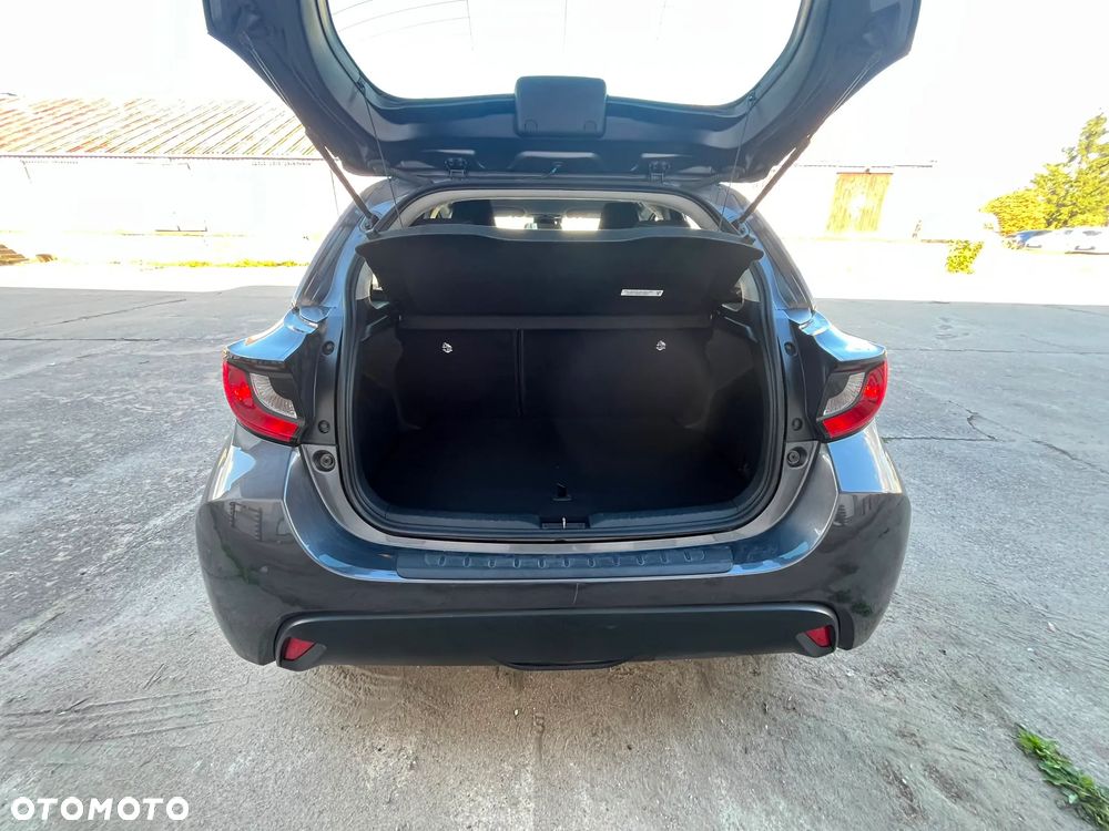 Toyota Yaris 1.5 Comfort - 19