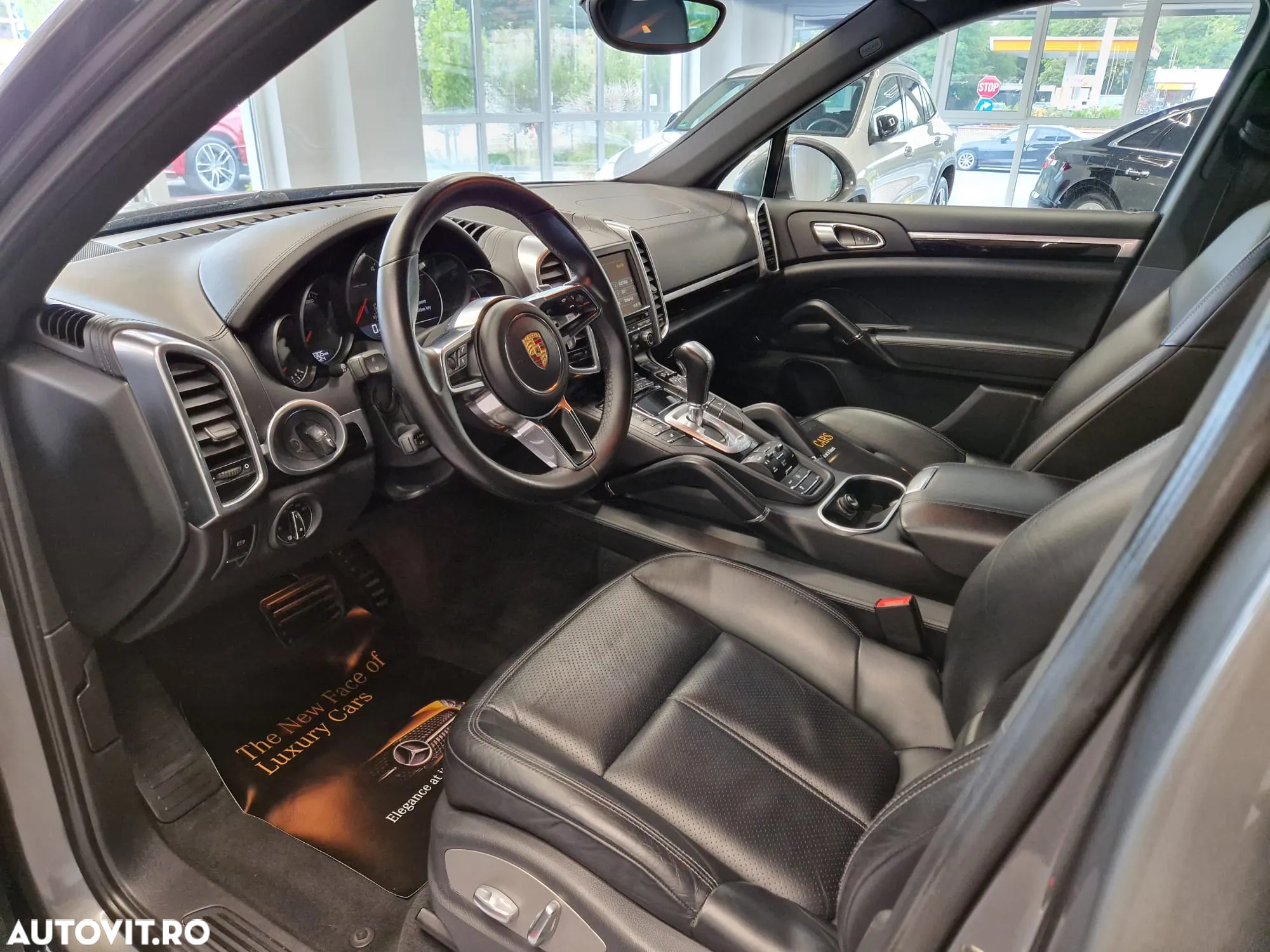 Porsche Cayenne 3.0 L - 3