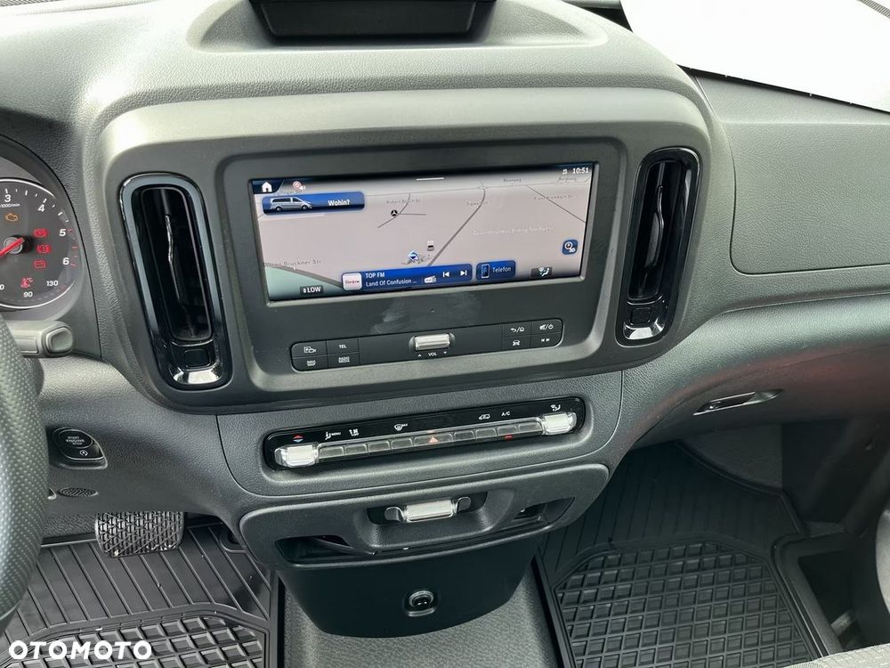Mercedes-Benz Vito - 9