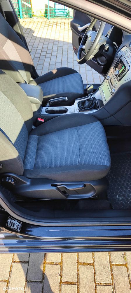 Ford Mondeo 2.0 TDCi Titanium - 18