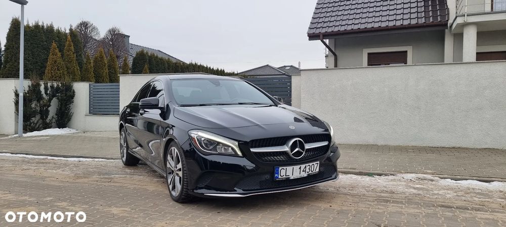 Mercedes-Benz CLA 250 4Matic 7G-DCT UrbanStyle Edition - 1