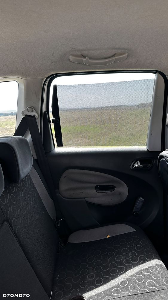 Citroën C3 Picasso 1.6 HDi Exclusive - 11