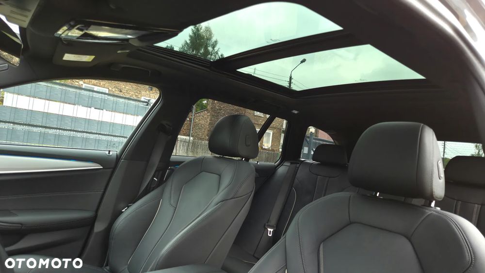 BMW Seria 5 530e M Sport sport - 19