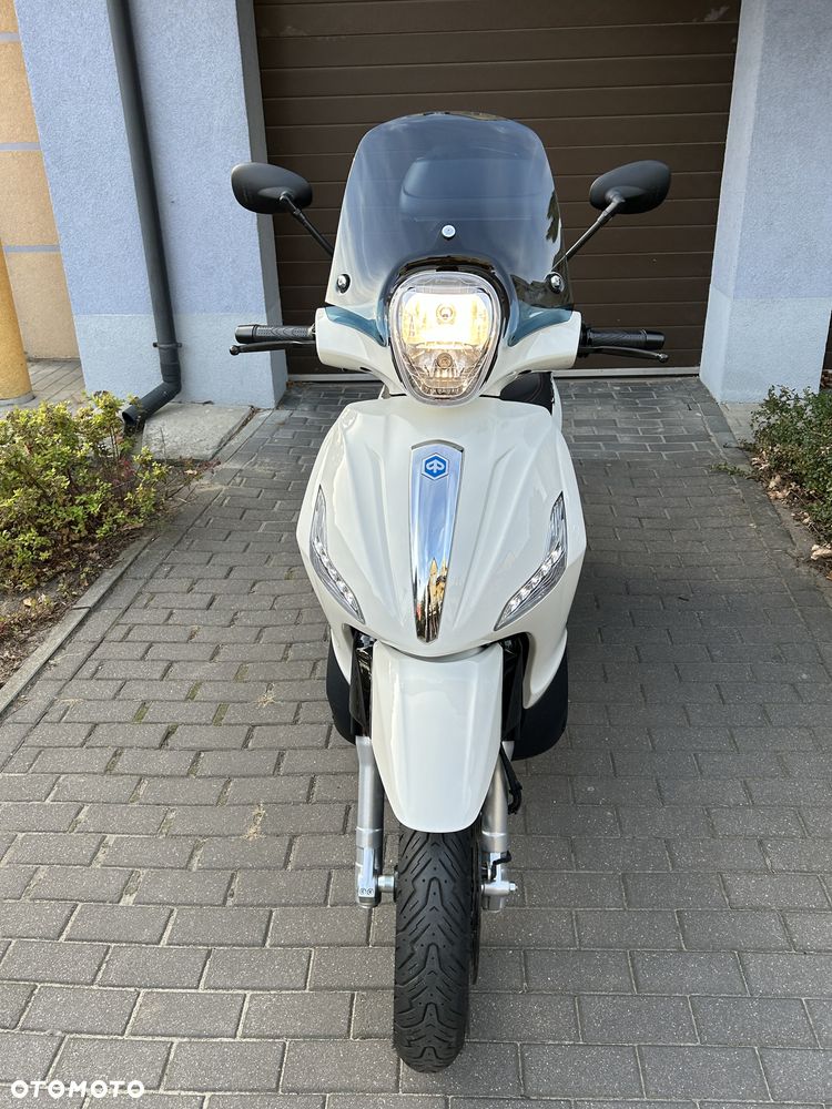 Piaggio Beverly - 10