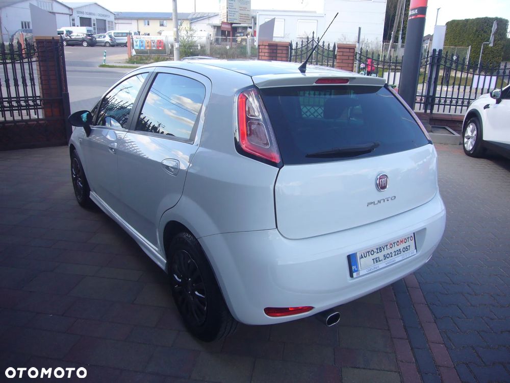 Fiat Punto 1.4 Young - 9