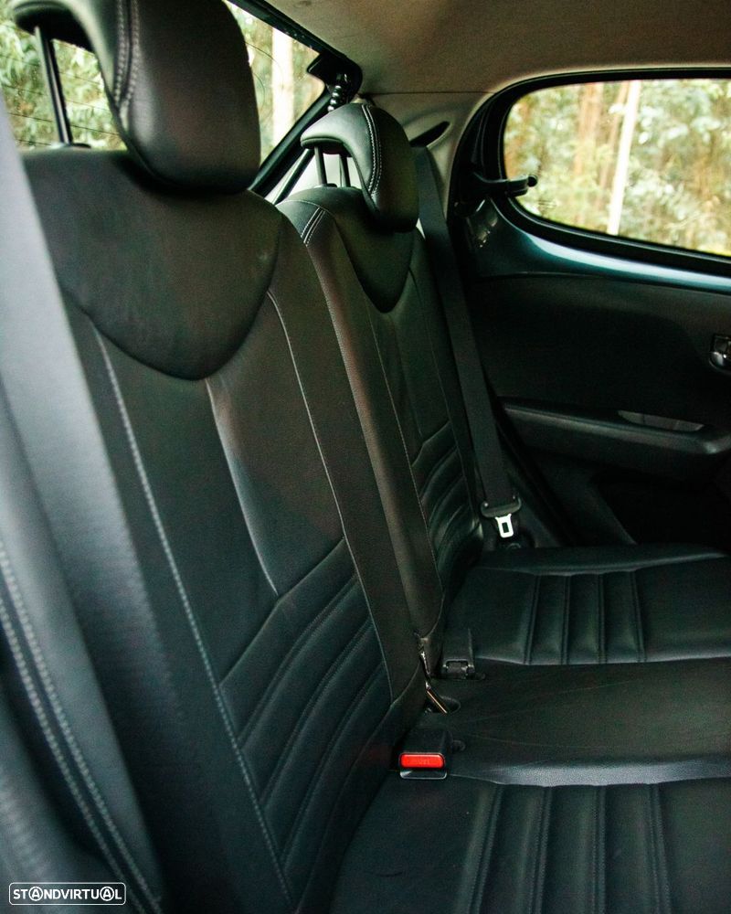 Peugeot 108 1.2 PureTech Allure - 7