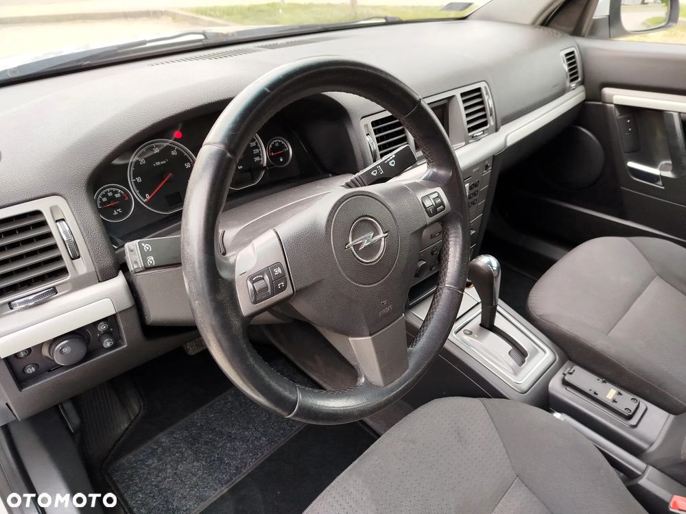 Opel Vectra 1.9 CDTI Automatik Business - 27
