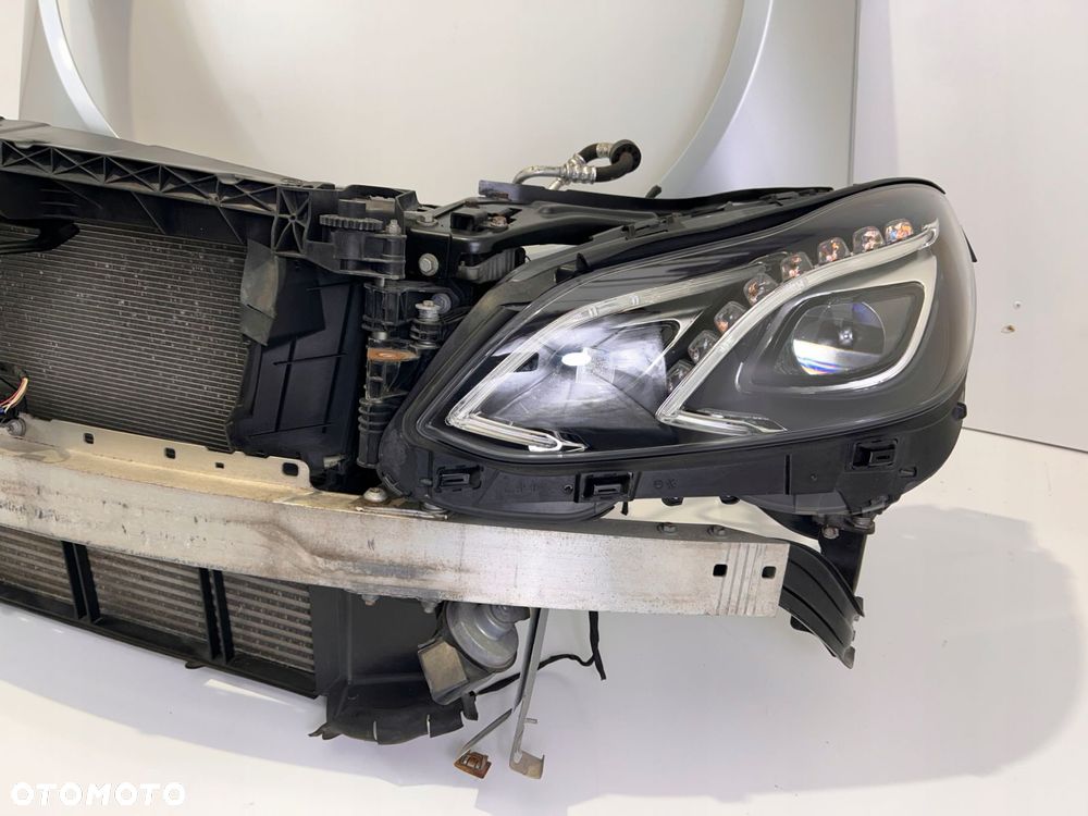 MERCEDES E W212 LIFT PAS PRZEDNI WZMOCNIENIE CHŁODNICE - 5