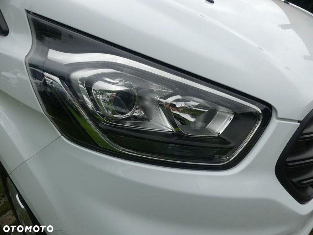 Ford Transit Custom - 21