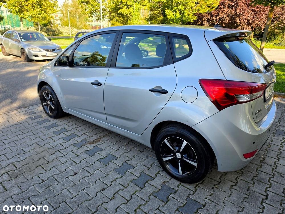 Hyundai Ix20 2011 photo 2