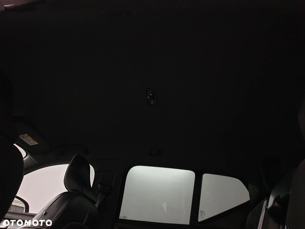 Volvo XC 40 D3 SCR R-Design - 29